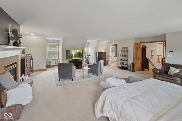 1291 Eagle Valley Drive, Greenwood, IN 46143