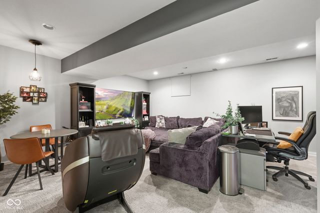 1291 Eagle Valley Drive, Greenwood, IN 46143