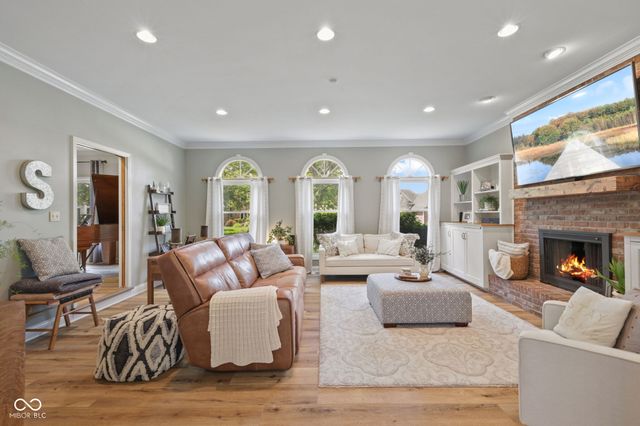 1291 Eagle Valley Drive, Greenwood, IN 46143