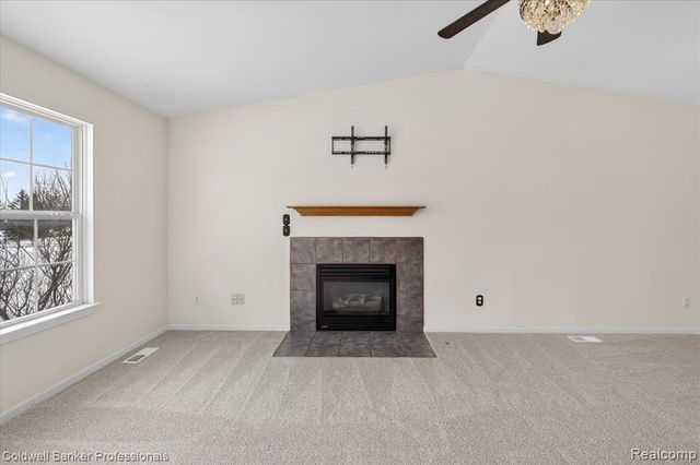 639 Andover Woods Drive, Fenton, MI 48430