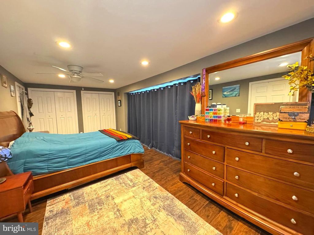 Image 26 of property listing at 426 MERRITT DR, Mount Holly, NJ 08060