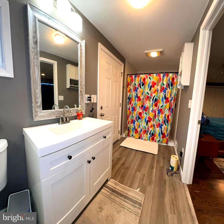 Image 29 of property listing at 426 MERRITT DR, Mount Holly, NJ 08060