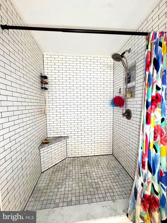 Image 32 of property listing at 426 MERRITT DR, Mount Holly, NJ 08060