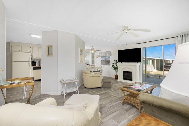 532 WALNUT CIRCLE, Venice, FL 34285