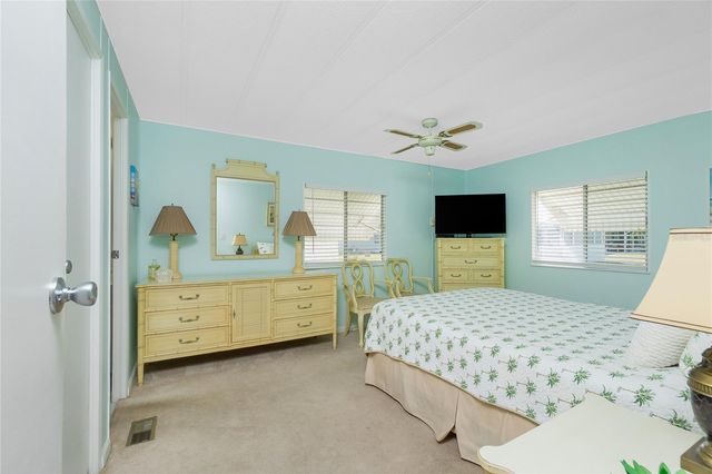 532 WALNUT CIRCLE, Venice, FL 34285