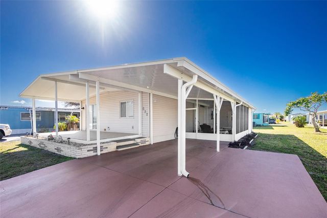 532 WALNUT CIRCLE, Venice, FL 34285