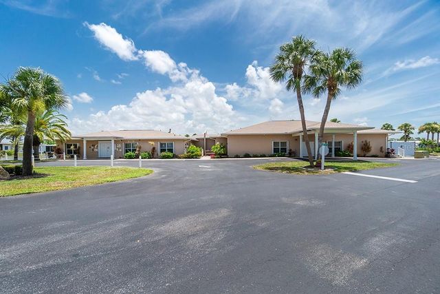 532 WALNUT CIRCLE, Venice, FL 34285
