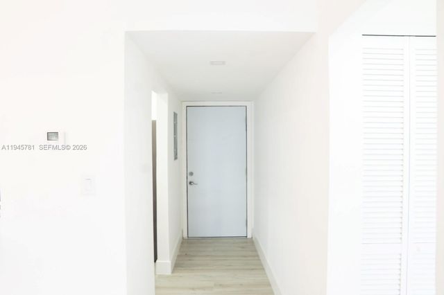 220 SW 9th Ave 306, Hallandale Beach, FL 33009