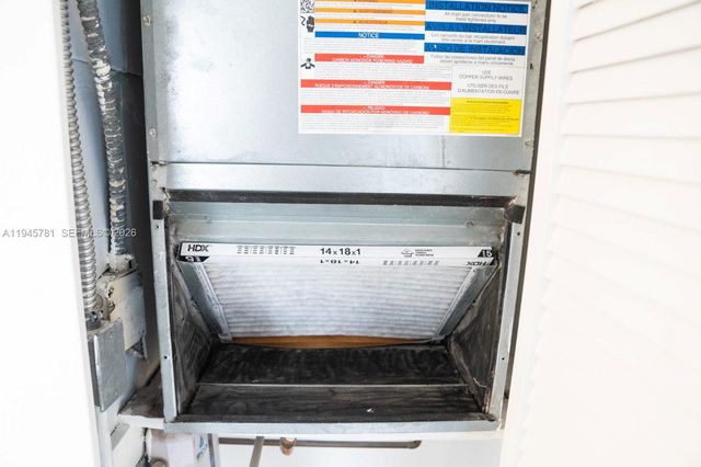 220 SW 9th Ave 306, Hallandale Beach, FL 33009