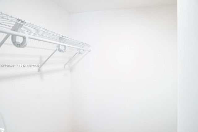 220 SW 9th Ave 306, Hallandale Beach, FL 33009