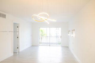 220 SW 9th Ave 306, Hallandale Beach, FL 33009