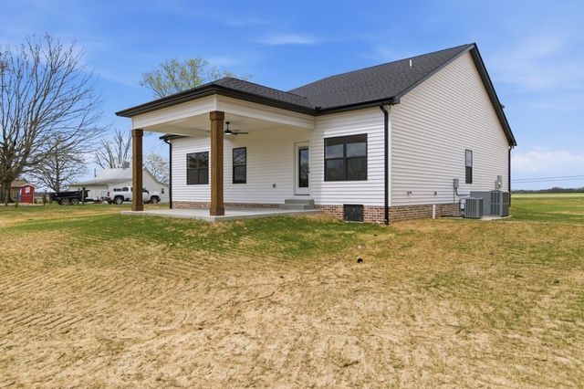 4323 South Garrett, Springfield, TN 37172