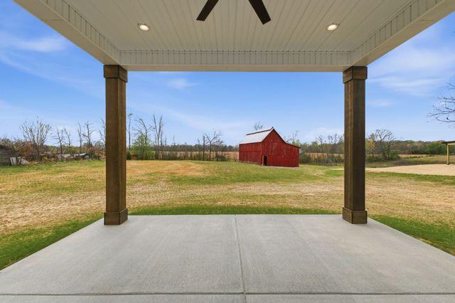 4323 South Garrett, Springfield, TN 37172