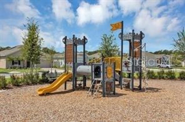 2101 AXEL STREET, Clermont, FL 34715