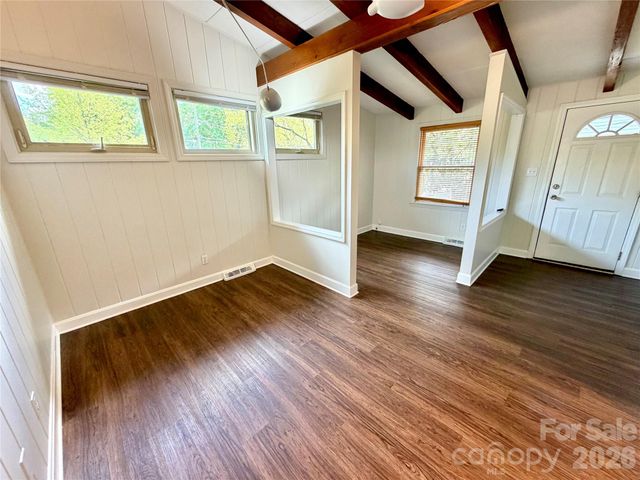 1511 Briarfield Drive, Charlotte, NC 28205