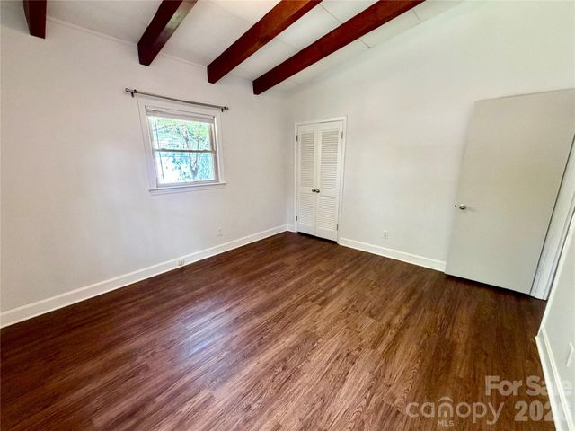 1511 Briarfield Drive, Charlotte, NC 28205