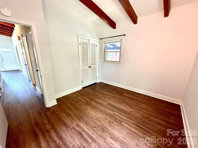 1511 Briarfield Drive, Charlotte, NC 28205