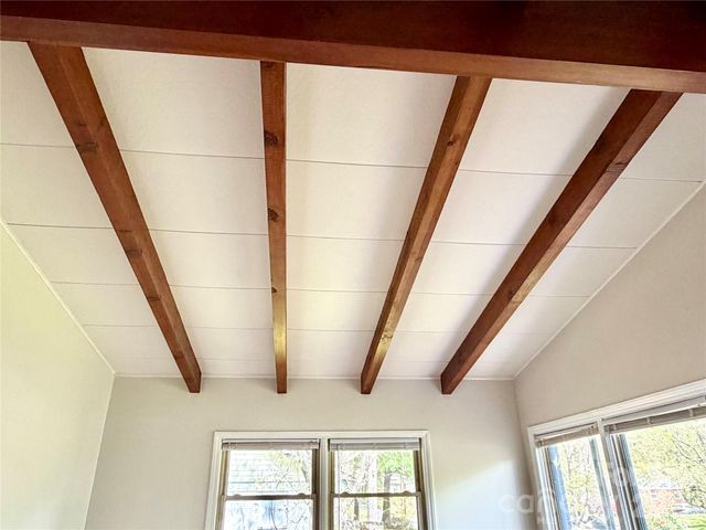 1511 Briarfield Drive, Charlotte, NC 28205