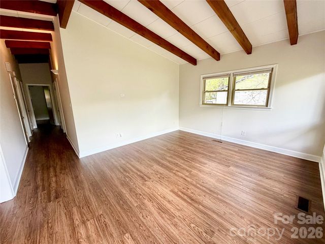 1511 Briarfield Drive, Charlotte, NC 28205