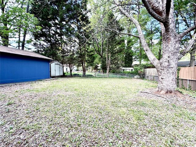 1511 Briarfield Drive, Charlotte, NC 28205