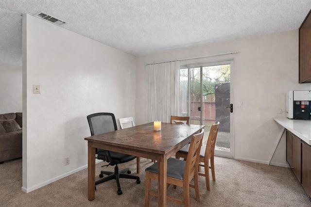 7242 Aberfeldy Way, Sacramento, CA 95842