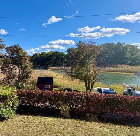 26 Eldridge Court, Hingham, MA 02043