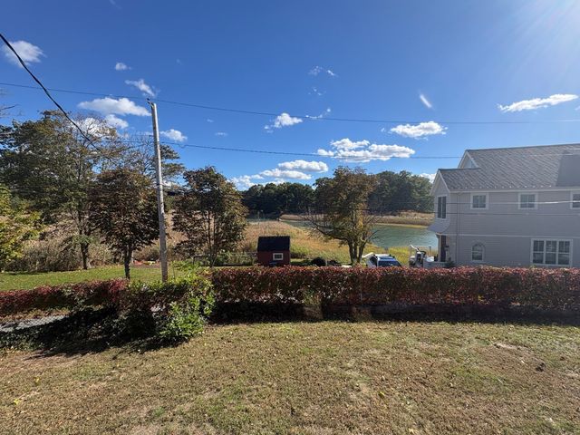 26 Eldridge Court, Hingham, MA 02043
