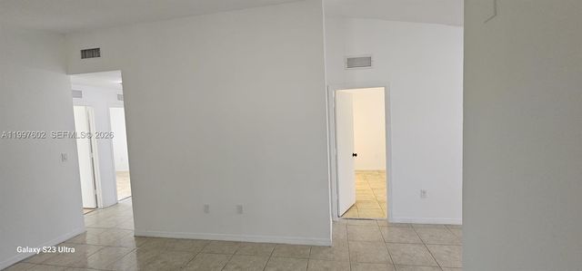 935 NE 33rd Ter 204, Homestead, FL 33033