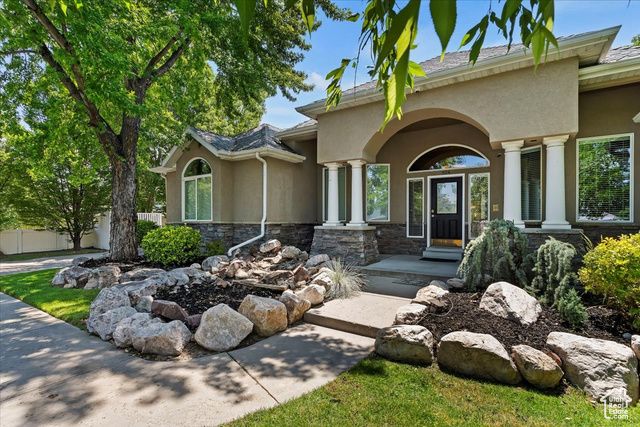 924 E COLLEGE ST, Millcreek, UT 84117
