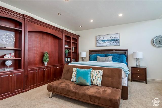 924 E COLLEGE ST, Millcreek, UT 84117