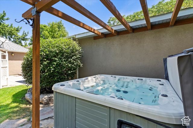 924 E COLLEGE ST, Millcreek, UT 84117