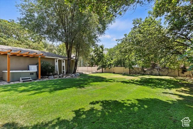 924 E COLLEGE ST, Millcreek, UT 84117