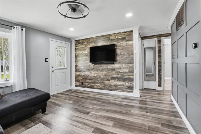 1816 Byrd Drive, Portage, MI 49002