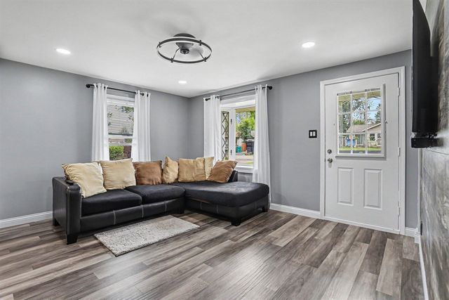 1816 Byrd Drive, Portage, MI 49002
