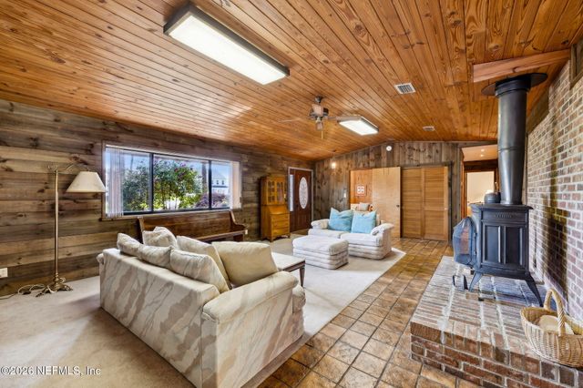 96111 PIRATES BLUFF Road, Yulee, FL 32097