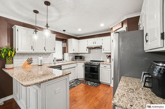 15708 Audrey Street, Omaha, NE 68136