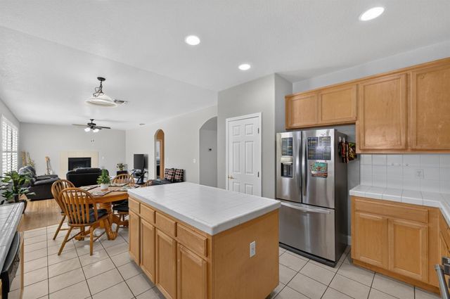 10402 Big Oak Cir, Stockton, CA 95209
