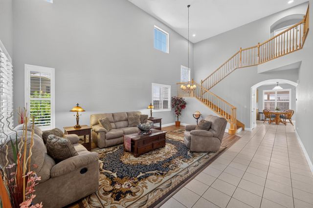 10402 Big Oak Cir, Stockton, CA 95209