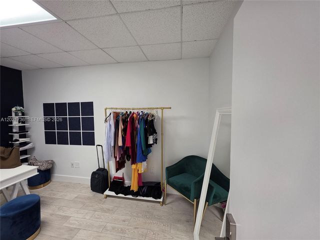 10420 NW 37th Terrace, Doral, FL 33178