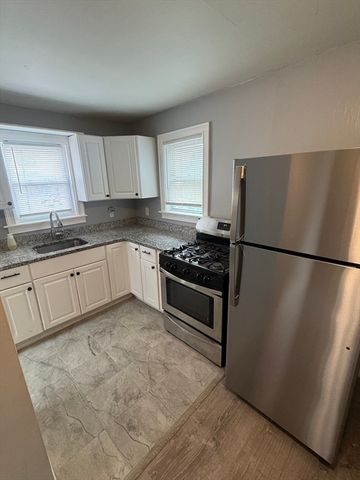 13 Main 3, Framingham, MA 01702