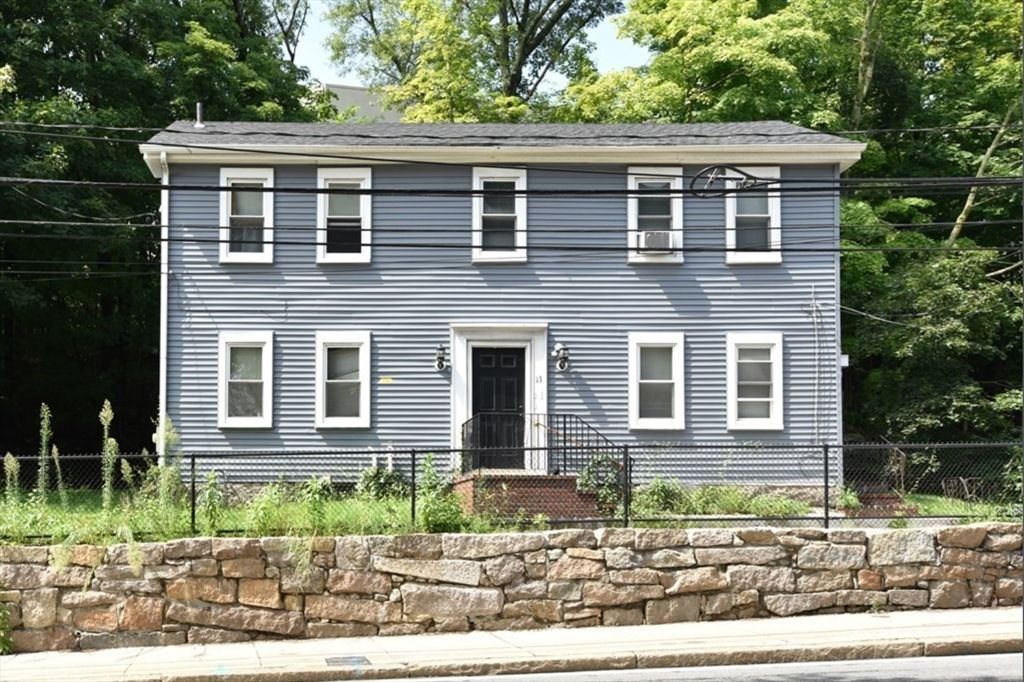 13 Main 3, Framingham, MA 01702