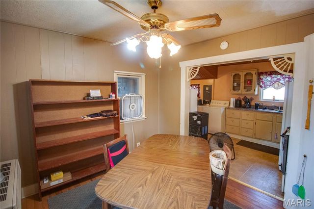 525 Denby Street, Carlinville, IL 62626