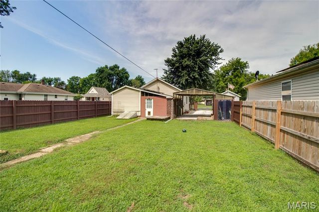 525 Denby Street, Carlinville, IL 62626