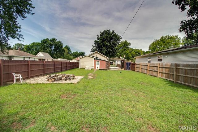 525 Denby Street, Carlinville, IL 62626