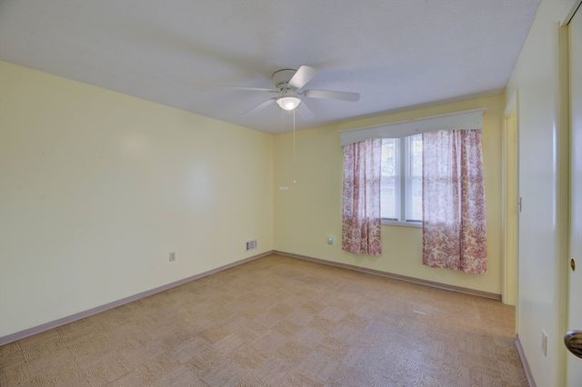 56 Burnside Dr, Swansea, MA 02777