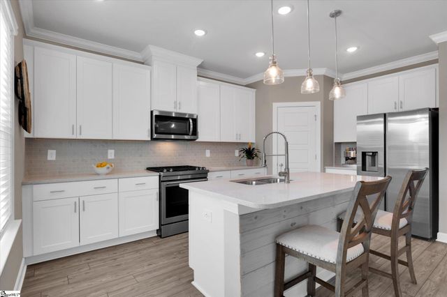 118 Watford Lane, Fountain Inn, SC 29644