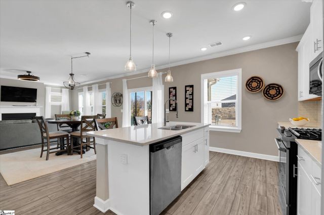 118 Watford Lane, Fountain Inn, SC 29644