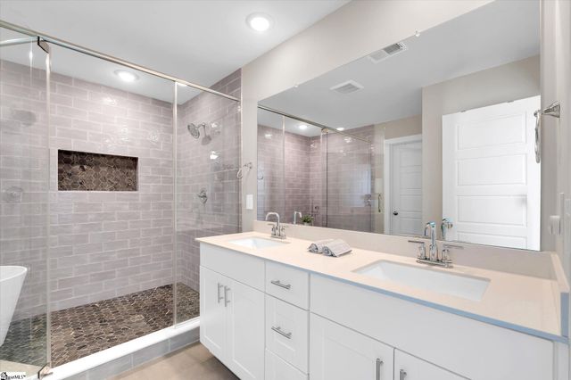 118 Watford Lane, Fountain Inn, SC 29644