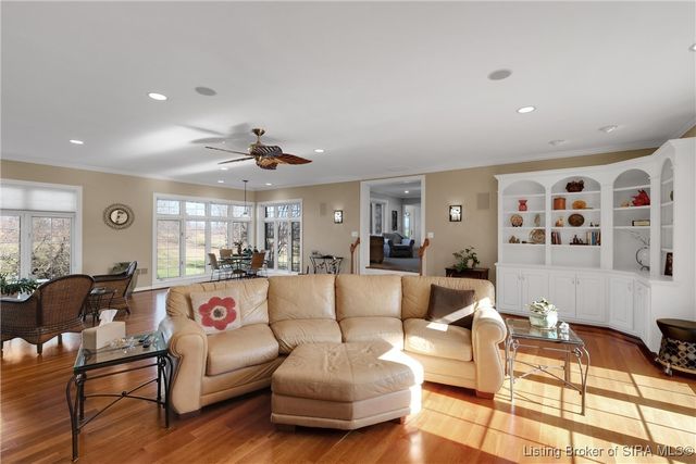 6559 Quail Chase, Charlestown, IN 47111