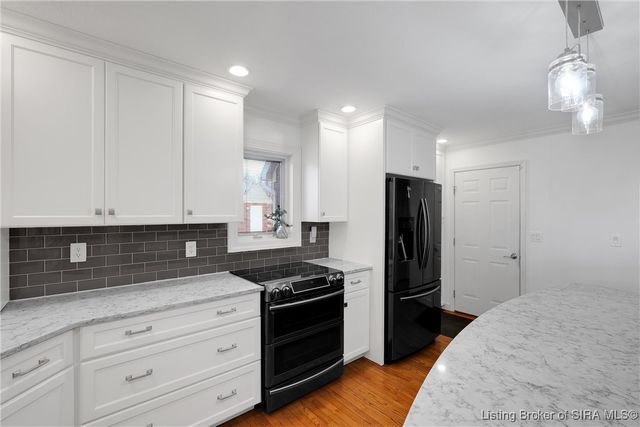 6559 Quail Chase, Charlestown, IN 47111